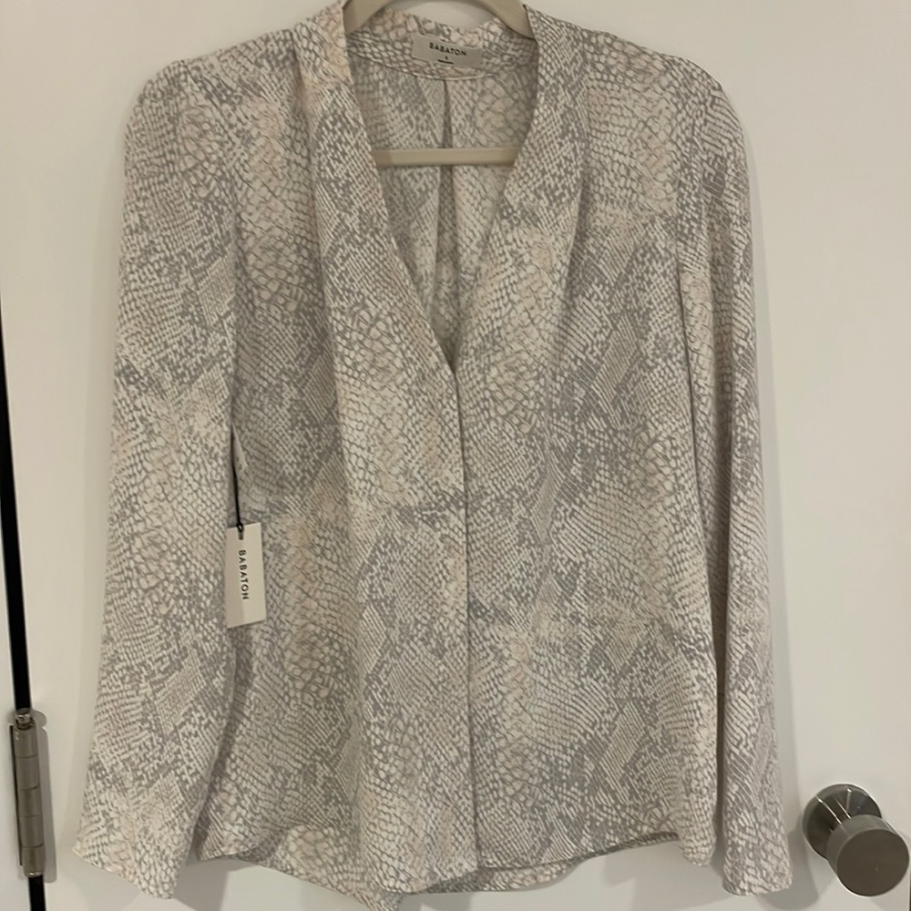 Aritzia Babaton Akira Blouse Snake Print NWT small